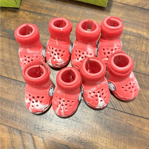 Bark Other - 2 Pairs Bark Croc Pink Dragon Fruit